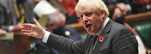 Boris Johnson empêtré dans des scandales de lobbying