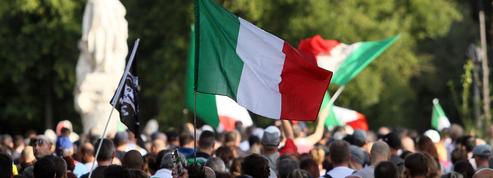 Descentes de police et arrestations chez les anti-passe italiens