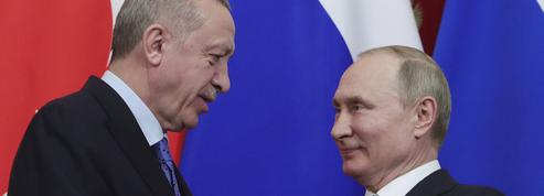 Ukraine: les clés pour comprendre le rôle d’Erdogan, le «pacificateur»