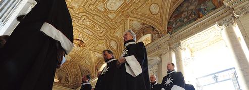 Face au pape François, la bataille de l’Ordre de Malte pour conserver son indépendance