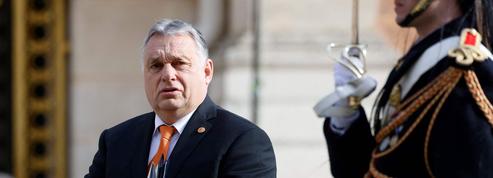 À Versailles, le pro-Poutine Viktor Orban sauve les meubles