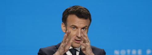 Présidentielle 2022: Emmanuel Macron fait le pari d’un meeting spectaculaire pour marquer les esprits
