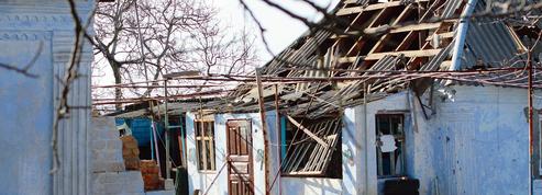 À Lymany, village pilonné sur la route de Kherson, les rares habitants se serrent les coudes: le récit de l’envoyé spécial du Figaro