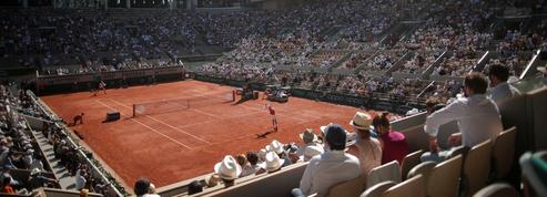 Roland-Garros, temple du tennis sur terre battue et du télétravail à l’air libre