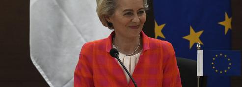 Ursula Von der Leyen en Inde pour la rapprocher de l’Europe