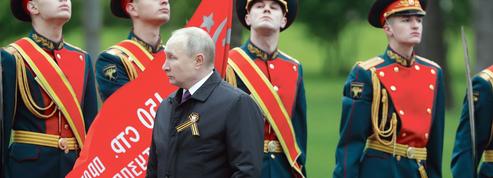 Poutine réécrit l’histoire et invente un passé glorieux pour justifier sa guerre