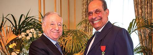 Thierry Dassault décoré des insignes d’officier de la Légion d’honneur par Jean Todt