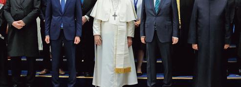 L’appel du pape François à la protection de tous les croyants