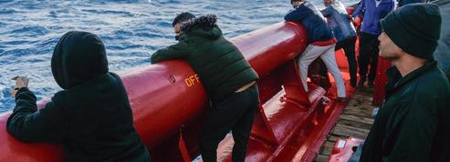 Migrants: la question de l’accueil de l’Ocean Viking embarrasse l’exécutif