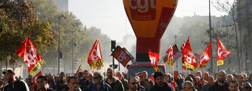 Réforme des retraites: syndicats et patronat anticipent un mois de janvier ponctué de grèves et de blocages