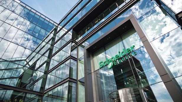 Schneider Electric confirms its digital shift with a new acquisition ...