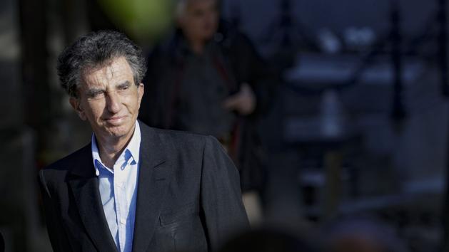 Costumes offerts à Jack Lang: enquête ouverte pour «abus ...