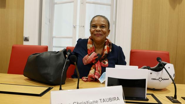 On The Left Christiane Taubira Lives In The Spirits Around World Journal