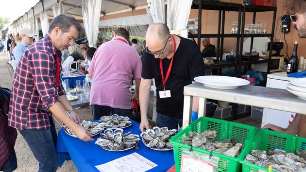 Foie gras, huîtres,... Comment manger sur le pouce à la Foire de Chatou