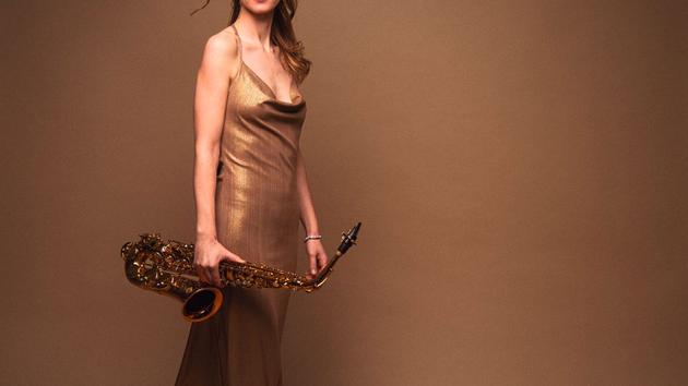 Elle consacre un album aux chants d’oiseaux: Valentine Michaud, phénomène du saxophone