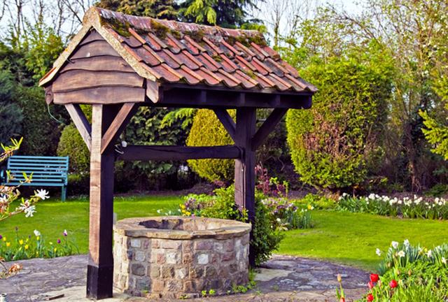 Comment faire pour creuser un puits dans son jardin
