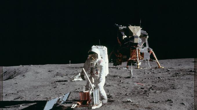 A-t-on vraiment marché sur la lune ? - Page 10 XVMd1ccb0c6-9e38-11e9-b288-bcfdea1b7529-805x453