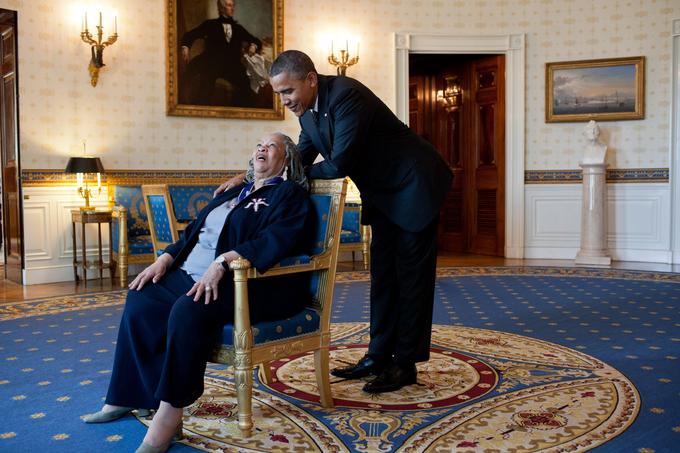 Toni Morrison et Barack Obama en 2012 à la Maison Blanche.