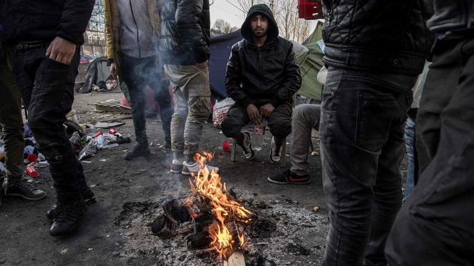 Paris : quand le Samu social soigne les maux des migrants