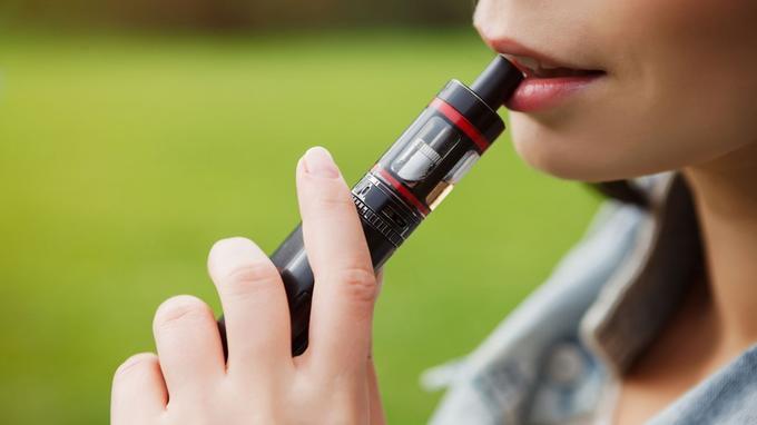Meilleure cigarette électronique sans nicotine : laquelle choisir