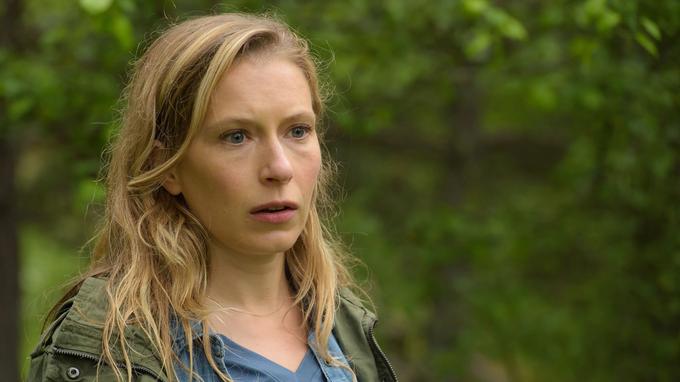 Ophélia Kolb Enceinte La Petite Histoire De France Jusqu’à ce que la mort nous unisse : le baptême montagnard d’Ophelia