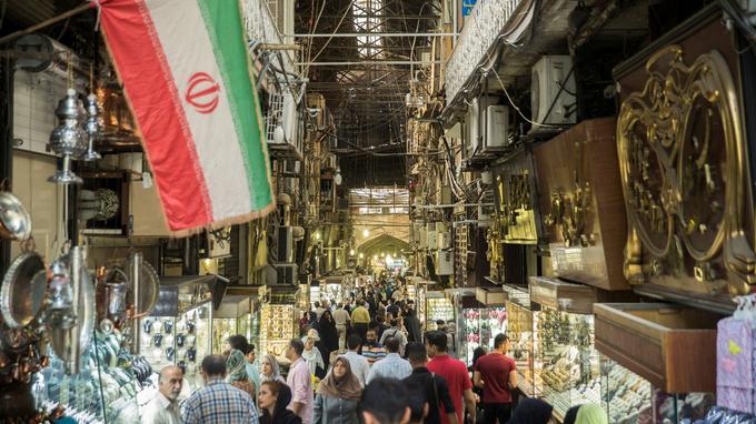 &Agrave; T&eacute;h&eacute;ran, le d&eacute;samour grandit &agrave; l&rsquo;&eacute;gard de la France et de l&rsquo;Europe