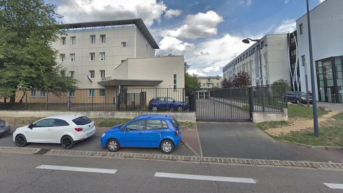 Le commissariat a été pris d’assaut dans la nuit de jeudi à vendredi.
