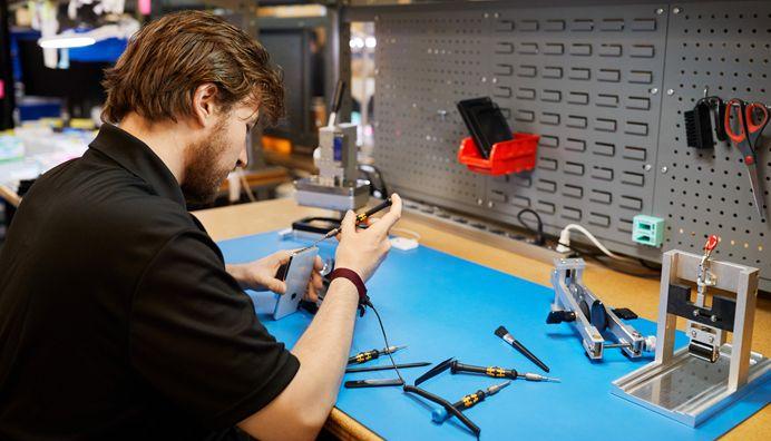 Vous Pouvez Desormais Faire Reparer Votre Iphone Dans Une Boutique Independante
