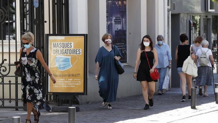 Coronavirus: par peur du reconfinement, la France se masque XVM9c654510-d735-11ea-b6a4-5b46cd7587ca