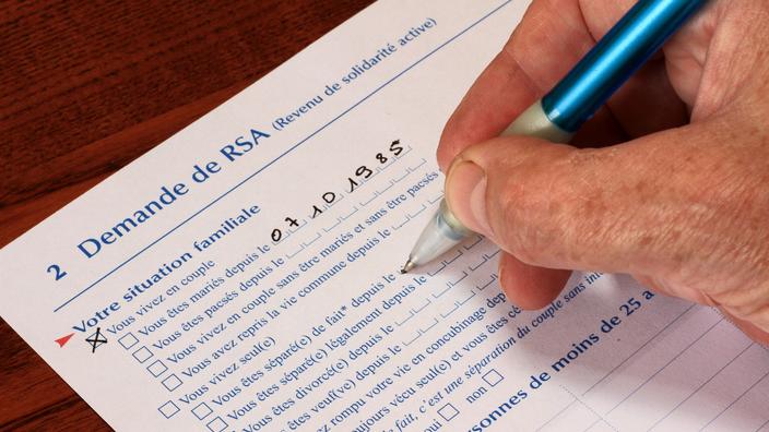 Le Rsa Passe A 565 34 Par Mois Le 1er Avril 2021 Le Rsa Passe A 565 34 Par Mois Le 1er Avril 2021