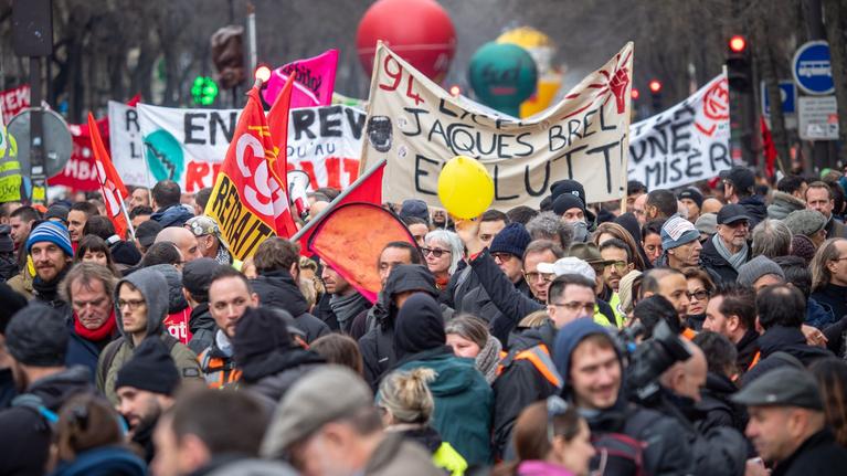 Samedi, environ 10.000 personnes ont manifesté contre la réforme des retraites.