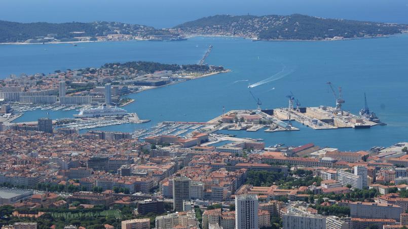 Lire article Étudier à Toulon: pour les amoureux de la mer et du rugby