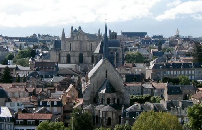 Lire article Étudier à Poitiers : une ville qui vit pour ses étudiants