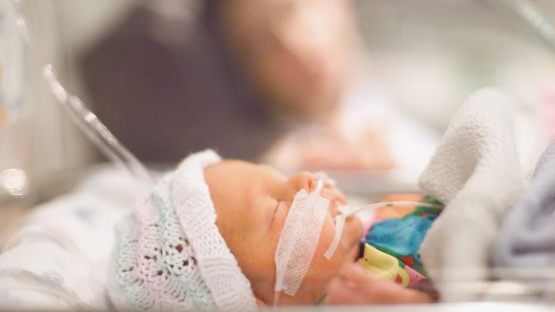 Un Bebe Ne Avec Le Cœur En Dehors De La Poitrine A Ete Opere Avec Succes