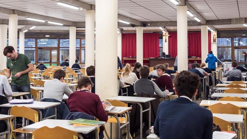 Sites de rencontre populaires pour les étudiants du Collège