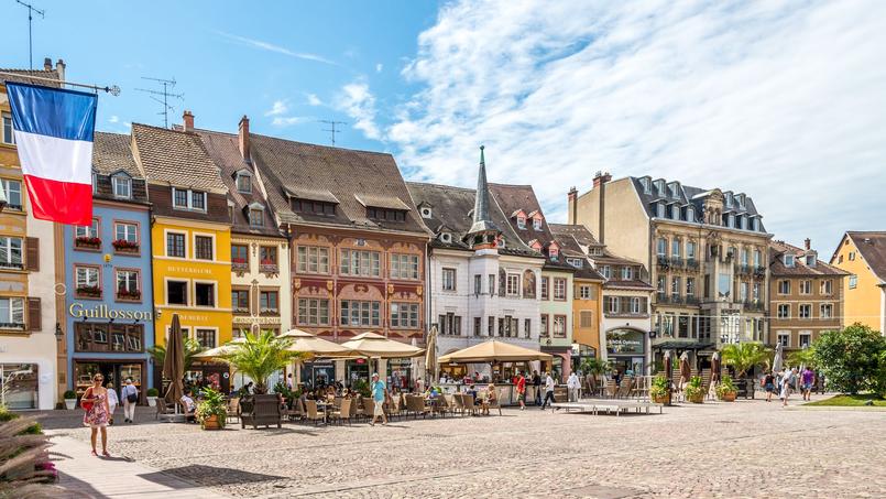 Les villes moyennes (ici, Mulhouse) séduisent par leur qualité de vie et leur prix immobiliers attractifs. Mais leur bassin d’emploi n’est pas toujours dynamique.