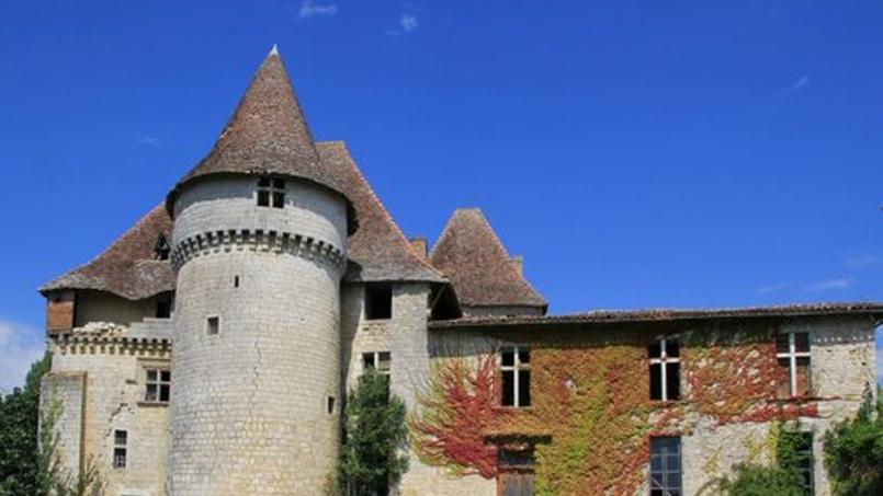 Le château d’Esclignac, en Occitanie, est une propriété vieille de presque mille ans et achetée en 1986 pour 320.000 euros.