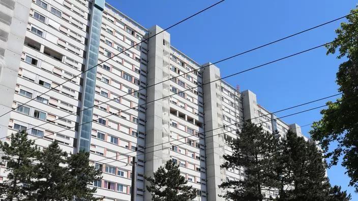 Pour pouvoir déposer une demande d’attribution de logement social, il faut certifier que le logement social demandé constituera sa résidence principale.