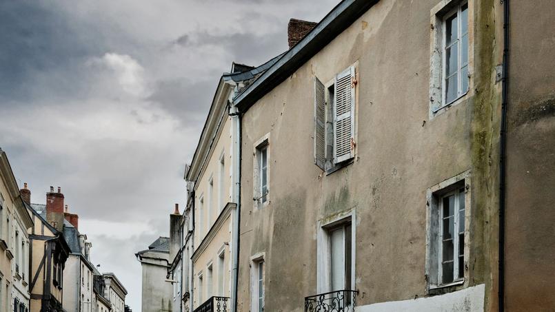 Ceux qui ne procéderaient pas à la rénovation de leur logement pourraient devenir locataires et non plus propriétaires de leur bien, le temps de mener les travaux.