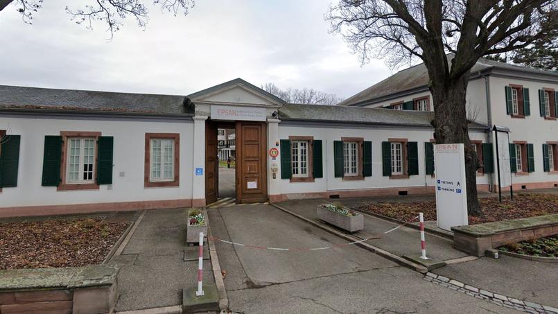 Lire article Bas-Rhin: un élève infirmier se suicide dans sa résidence étudiante
