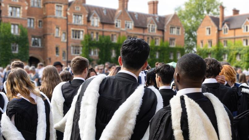 Lire article Au Royaume-Uni, une grève empêche des milliers d’étudiants d’être diplômés