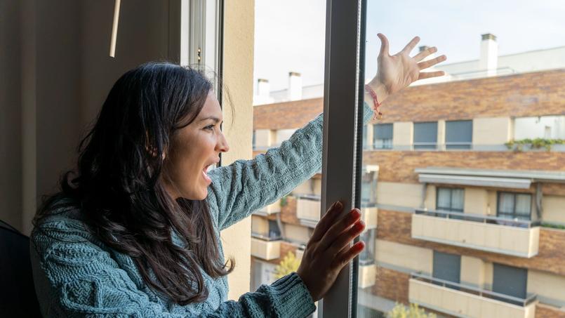 Un immeuble de trois étages comprenant 30 logements est érigé devant l’immeuble de la plaignante (photo d’illustration).