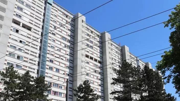 À la fin de l’année 2022, 2,42 millions de ménages étaient en attente d’un logement social, un chiffre en hausse de 7% sur un an.