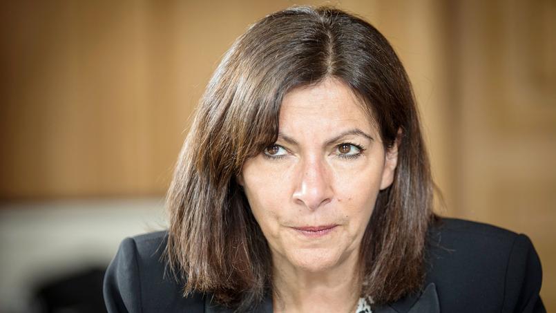 La crise immobilière plombe aussi les finances publiques des collectivités locales. La mairie de Paris, dirigée par Anne Hidalgo, est l’une des grandes perdantes.