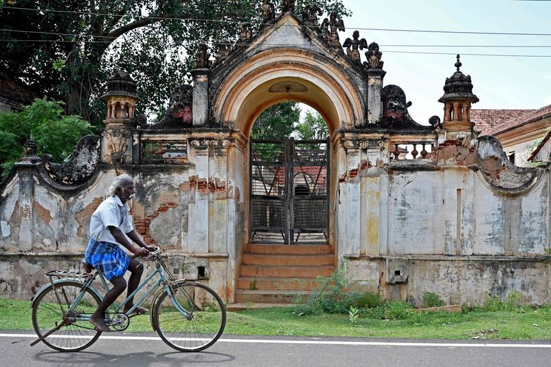 En Inde, des milliers de palais ultra-luxueuses aujourd'hui délabrés