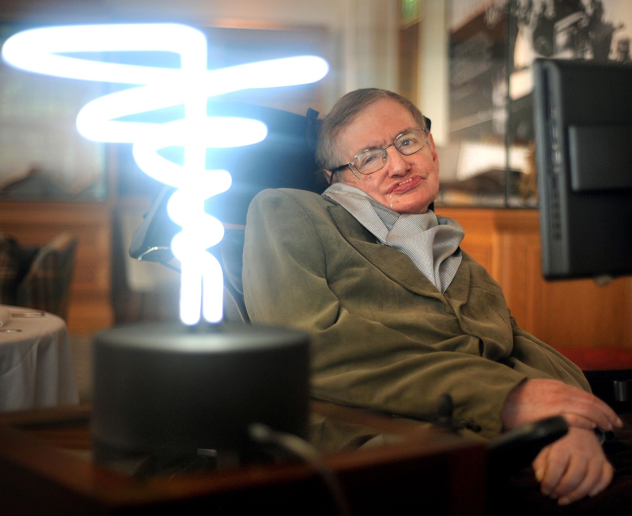 Stephen Hawking Un Cas Medical Tres Particulier