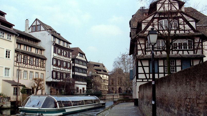 A Strasbourg, la Ville possède 12 % des immeubles et les congrégations religieuses 0,7 %, des niveaux record en France. Crédit: V. Kessler/Reuters