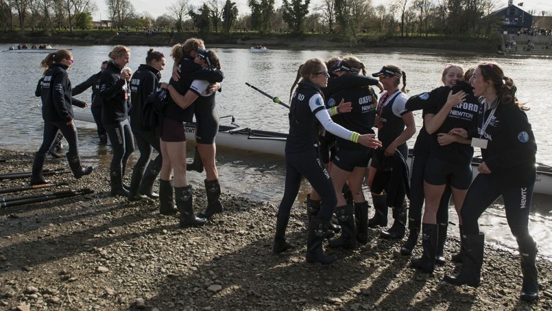 Lire article Hommes et femmes sur un pied d’égalité pour la course d’aviron Oxford/Cambridge