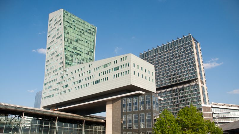 La tour de Lille, en «L», emblématique du quartier d’affaires. Crédit: iStock