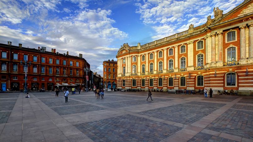 La place du Capitole, à Toulouse. Crédit: Pierre-Selim (Flickr).